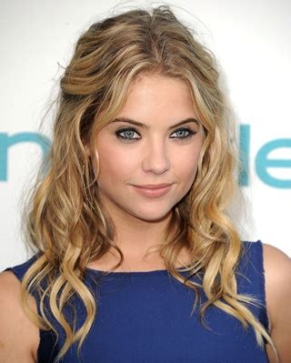 Ashley Benson Body Measurements, Bra Size, Height, Weight.